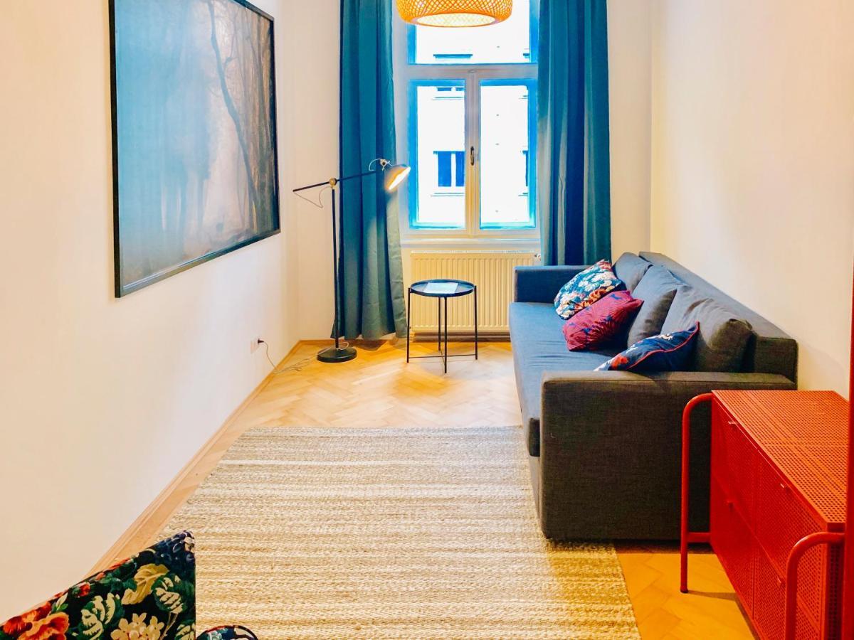 Contemporary City Apartment - By Nahuen Suites グラーツ エクステリア 写真