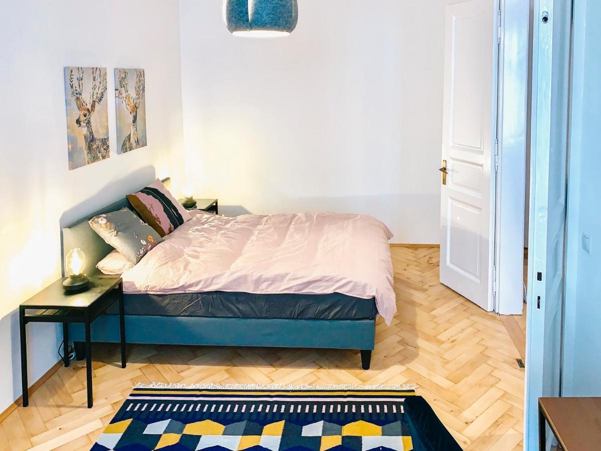 Contemporary City Apartment - By Nahuen Suites グラーツ エクステリア 写真