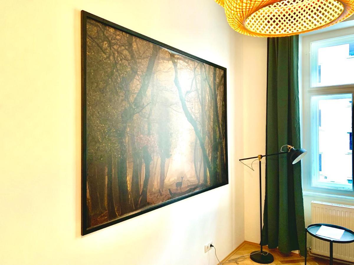 Contemporary City Apartment - By Nahuen Suites グラーツ エクステリア 写真